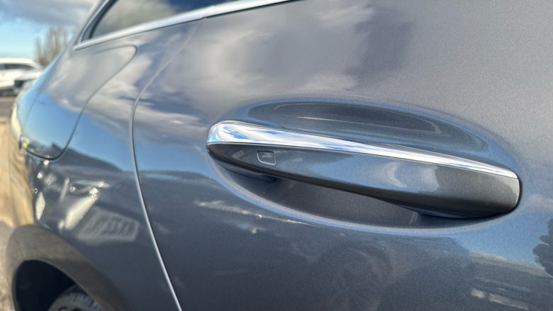 Mercedes-Benz CLA 250e AMG Line Executive 5dr Tip Auto Estate